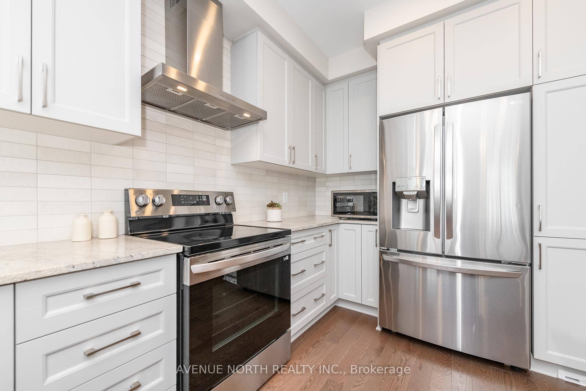 Photo 9 of 121 Angelonia Crescent, Ottawa, Blossom Park/Kemp Park/Findlay Creek — HOMEH