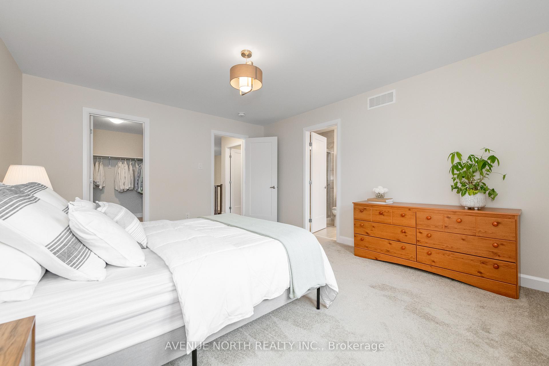 Photo 17 of 121 Angelonia Crescent, Ottawa, Blossom Park/Kemp Park/Findlay Creek — HOMEH