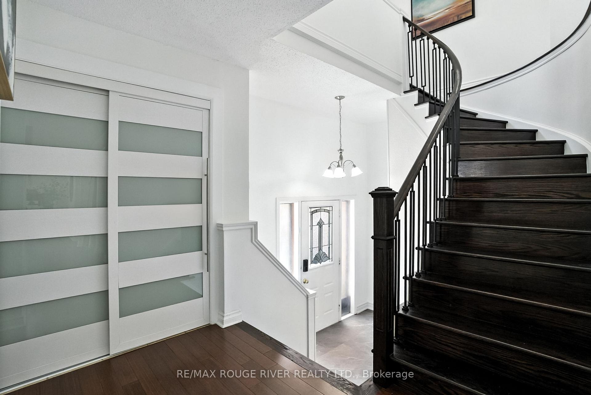 Photo 2 of 26 Longfellow Court, Whitby, Pringle Creek — HOMEH