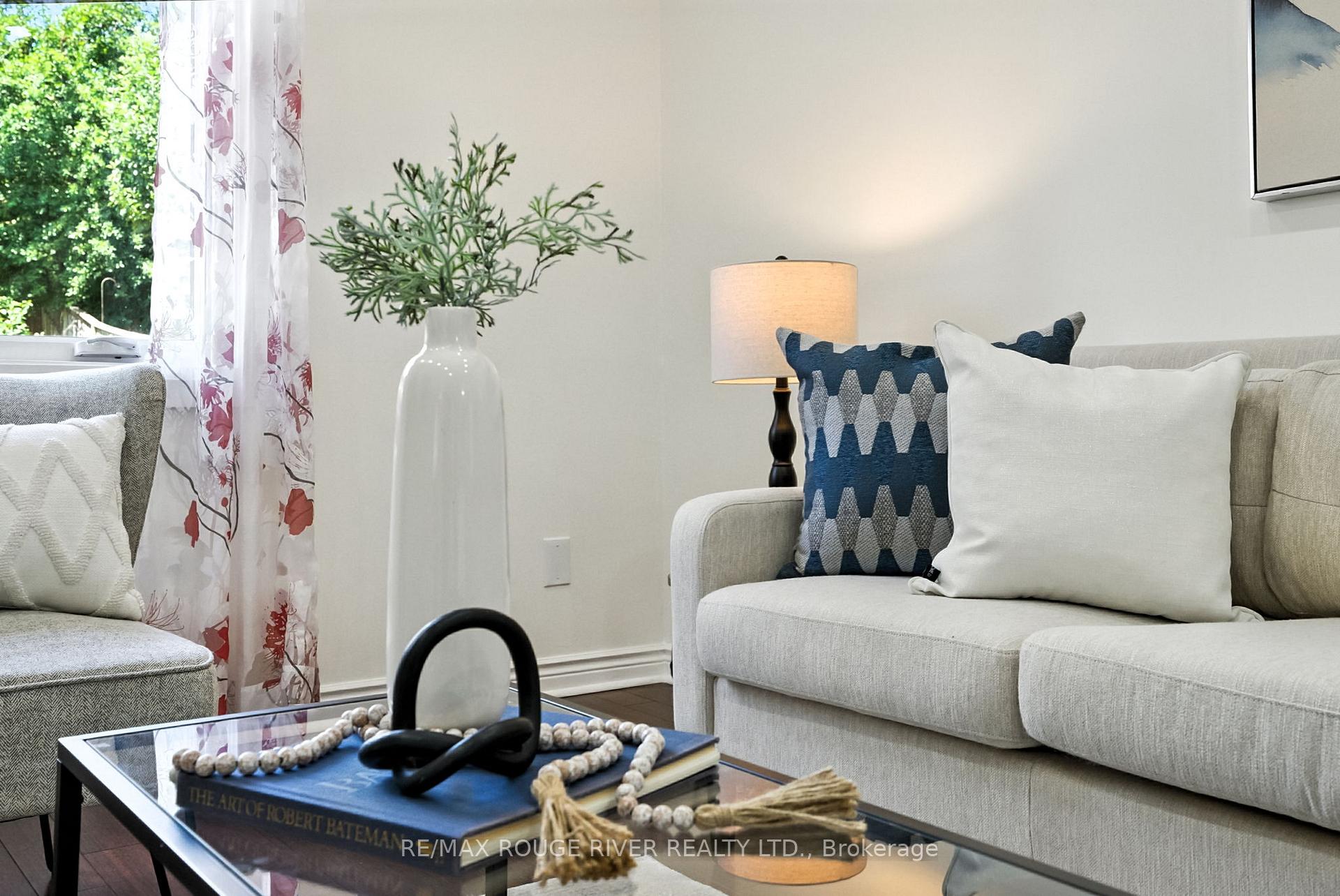 Photo 10 of 26 Longfellow Court, Whitby, Pringle Creek — HOMEH