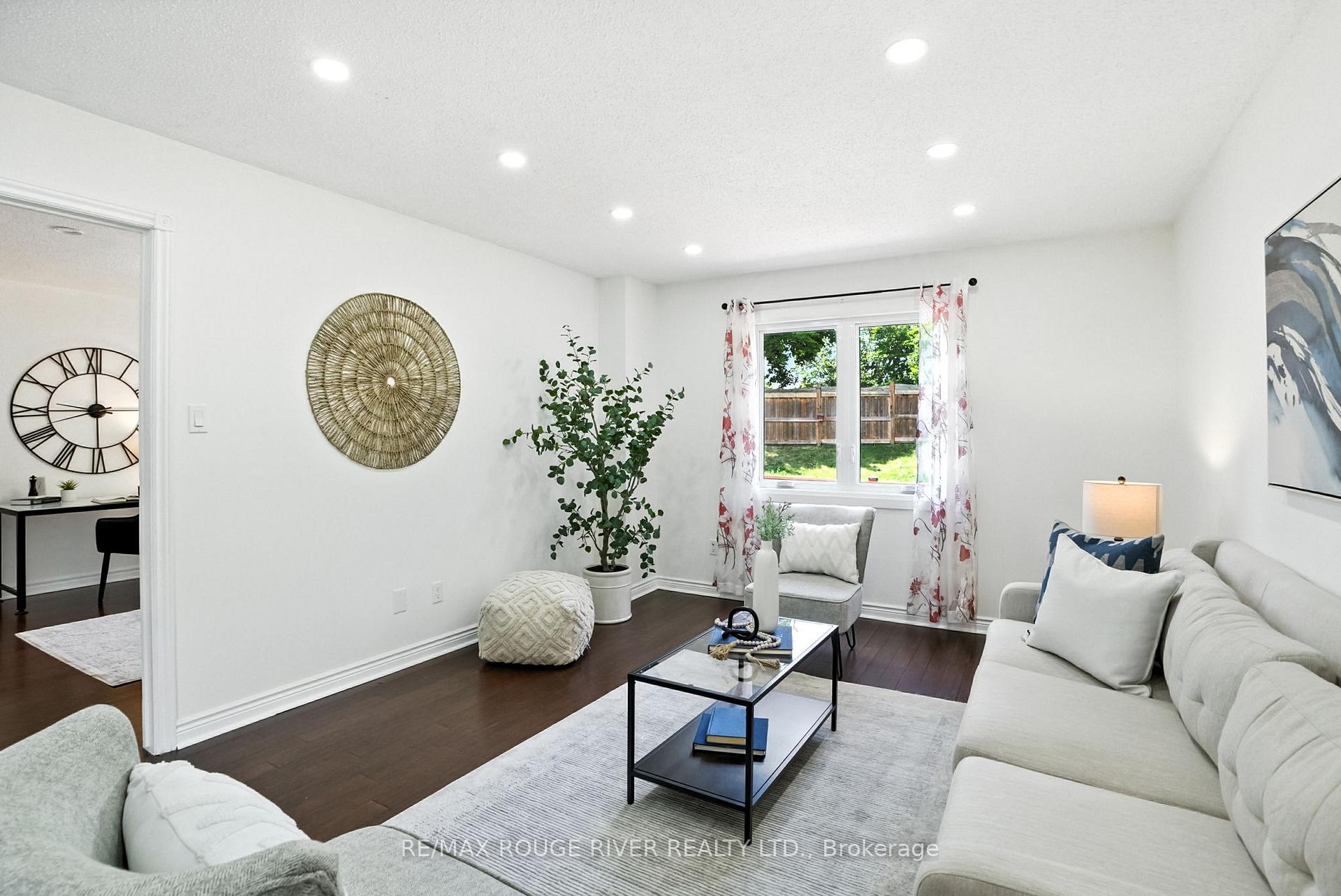 Photo 11 of 26 Longfellow Court, Whitby, Pringle Creek — HOMEH