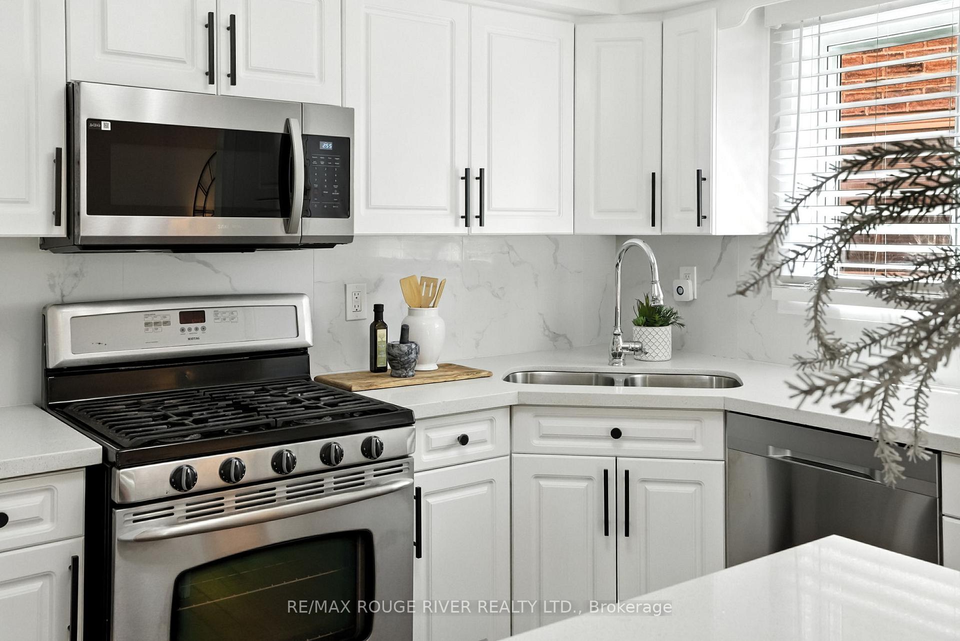 Photo 20 of 26 Longfellow Court, Whitby, Pringle Creek — HOMEH