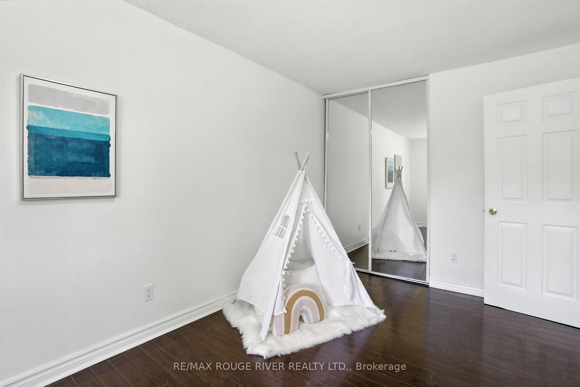 Photo 33 of 26 Longfellow Court, Whitby, Pringle Creek — HOMEH