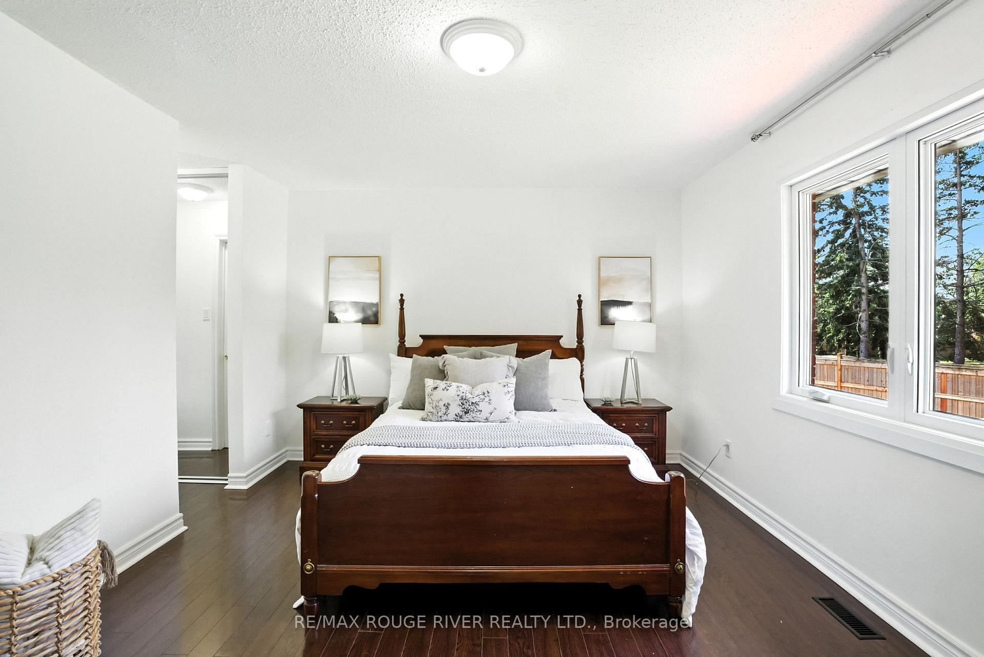 Photo 35 of 26 Longfellow Court, Whitby, Pringle Creek — HOMEH