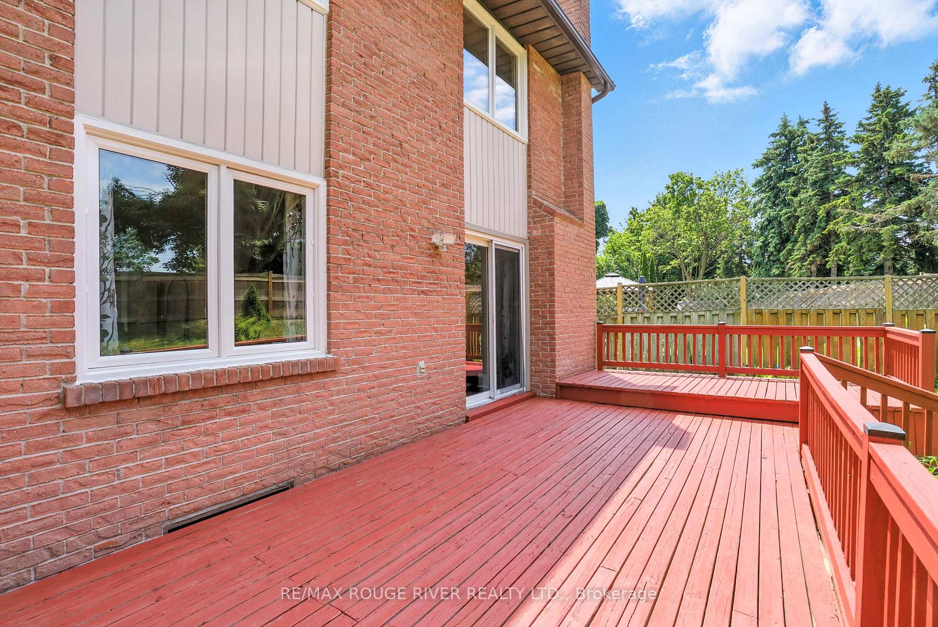 Photo 46 of 26 Longfellow Court, Whitby, Pringle Creek — HOMEH