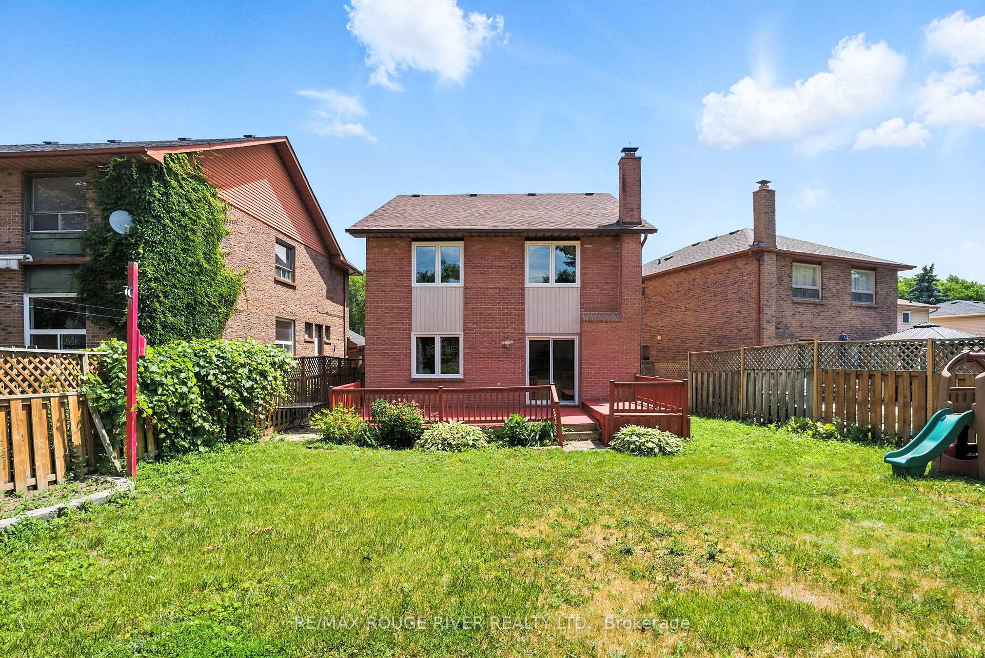 Photo 50 of 26 Longfellow Court, Whitby, Pringle Creek — HOMEH