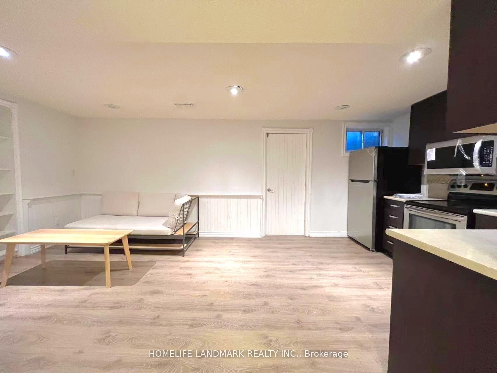 Photo 3 of 12 Alliston Road, Vaughan, East Woodbridge — HOMEH