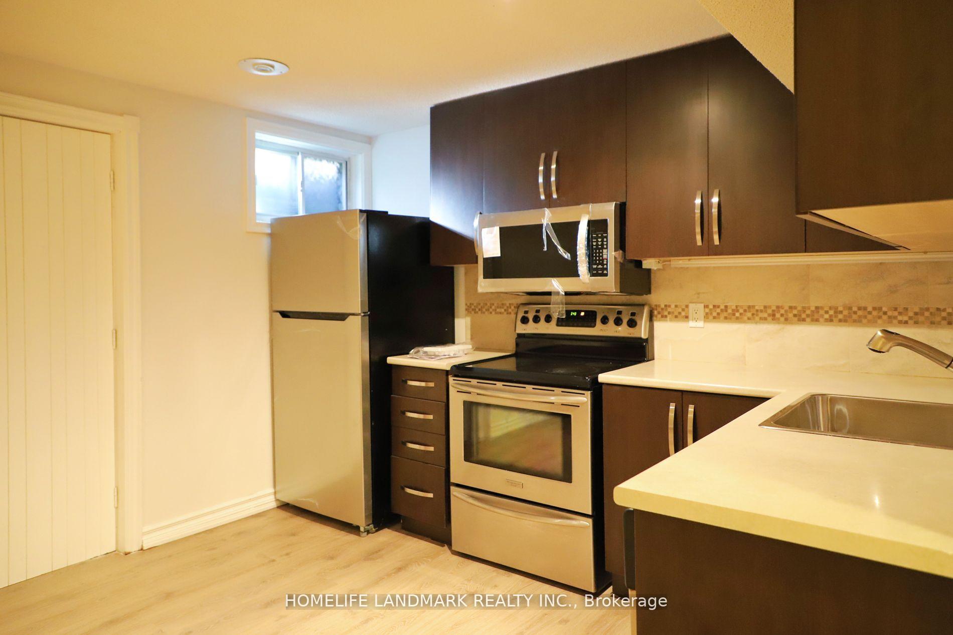 Photo 5 of 12 Alliston Road, Vaughan, East Woodbridge — HOMEH