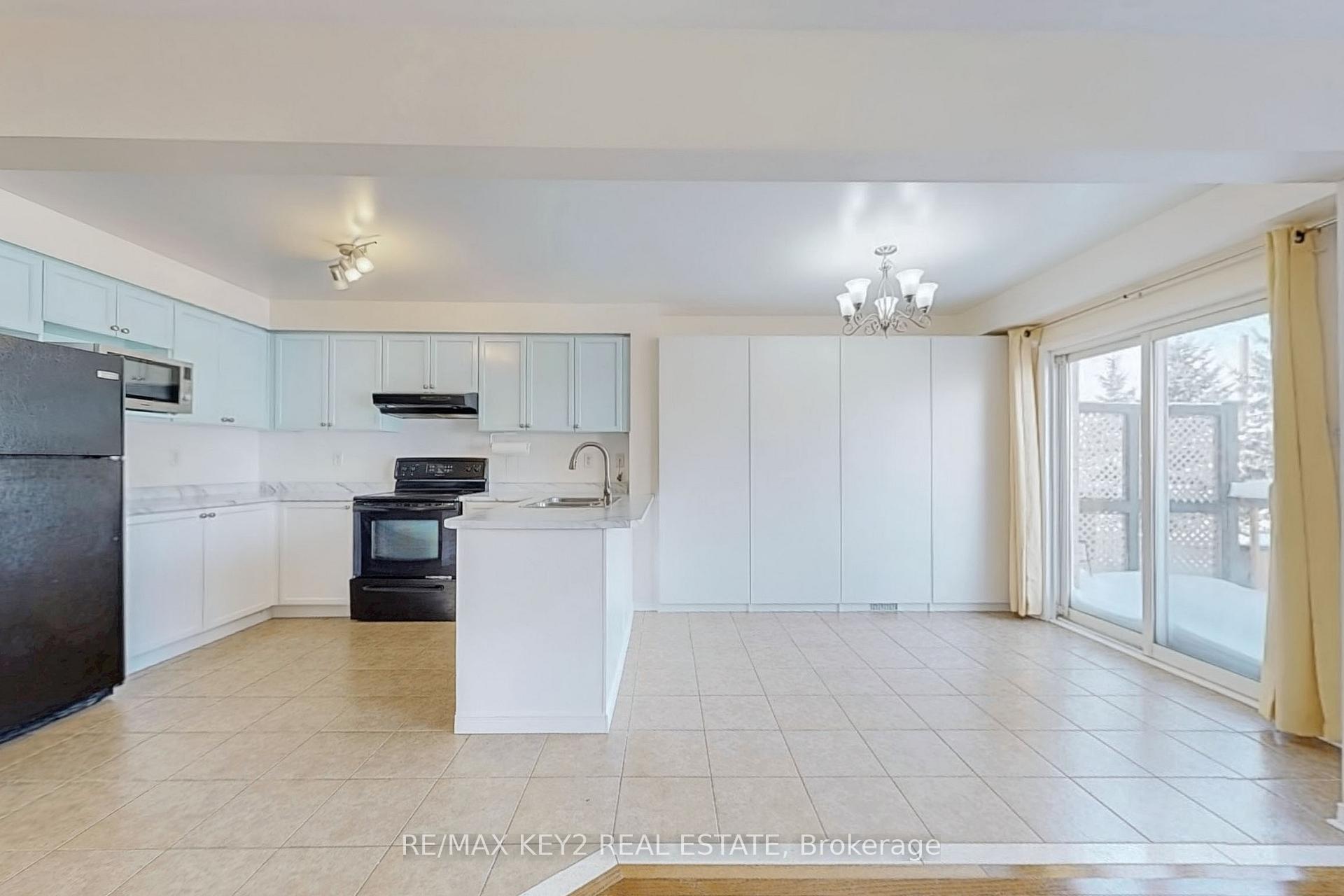 Photo 15 of 47 Decourcy-Ireland Circle, Ajax, Northeast Ajax — HOMEH