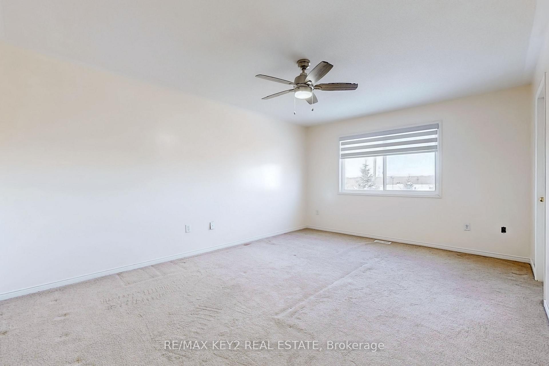 Photo 22 of 47 Decourcy-Ireland Circle, Ajax, Northeast Ajax — HOMEH