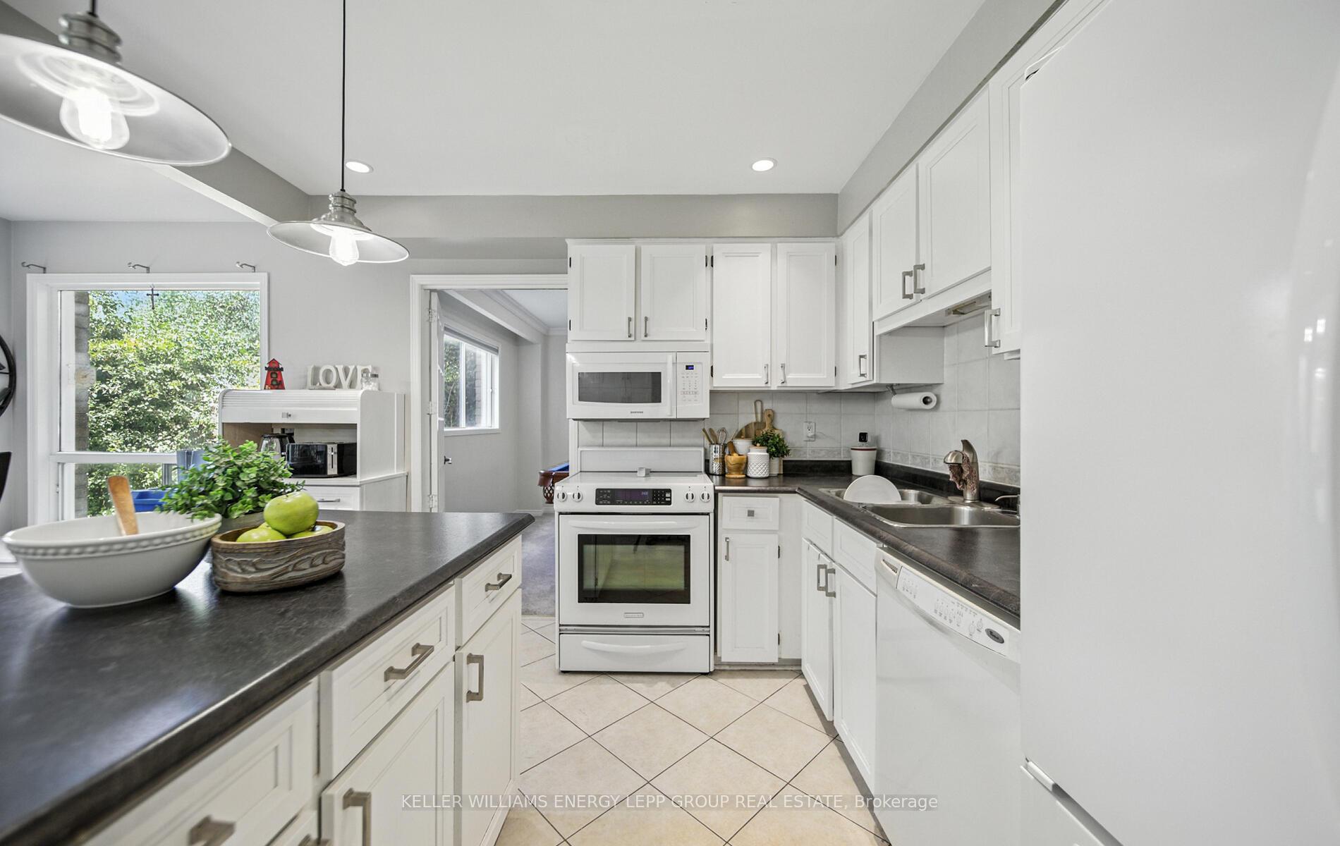 Photo 35 of 49 Worfolk Place, Whitby, Pringle Creek — HOMEH
