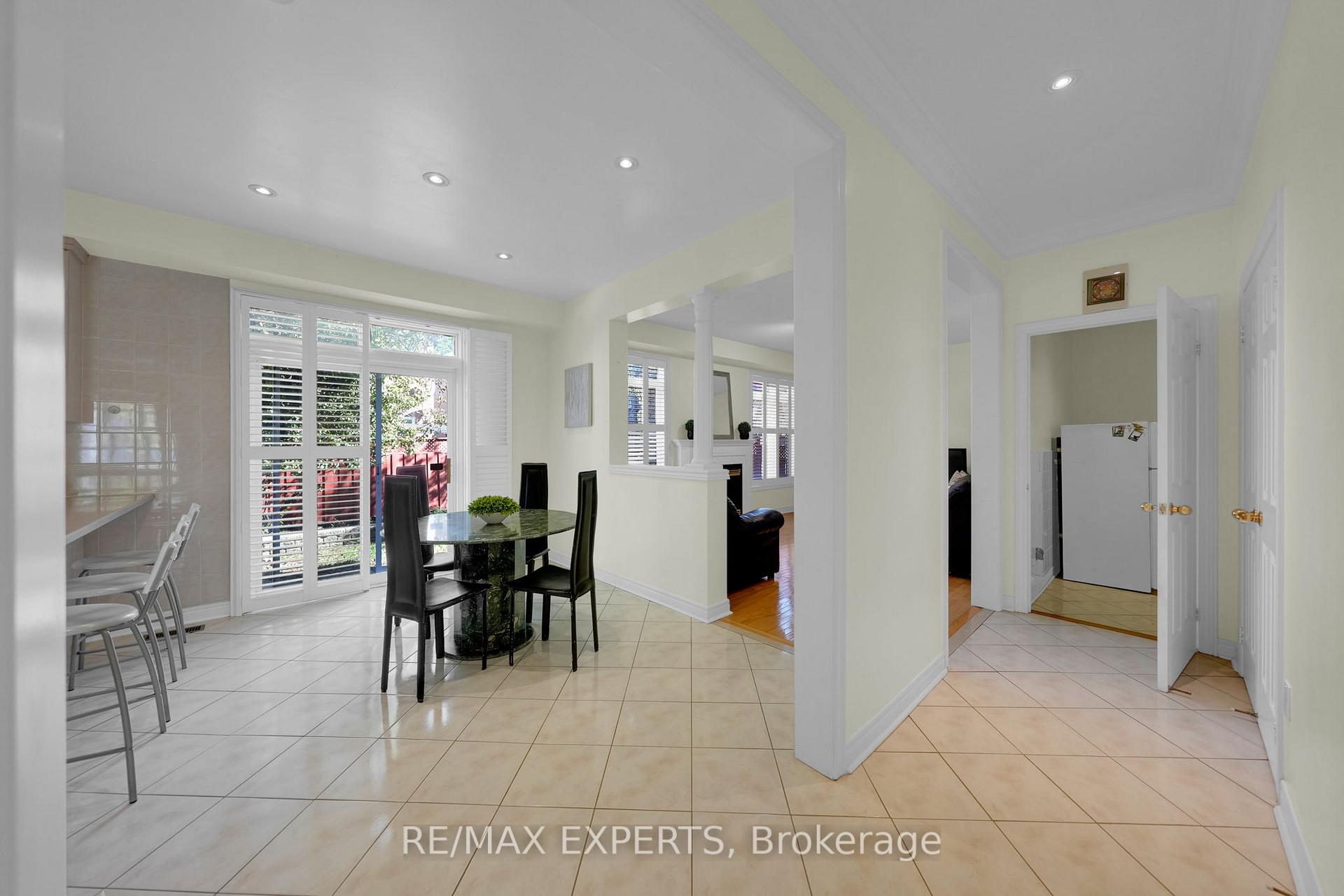 Photo 14 of 119 Vellore Avenue, Vaughan, Vellore Village — HOMEH