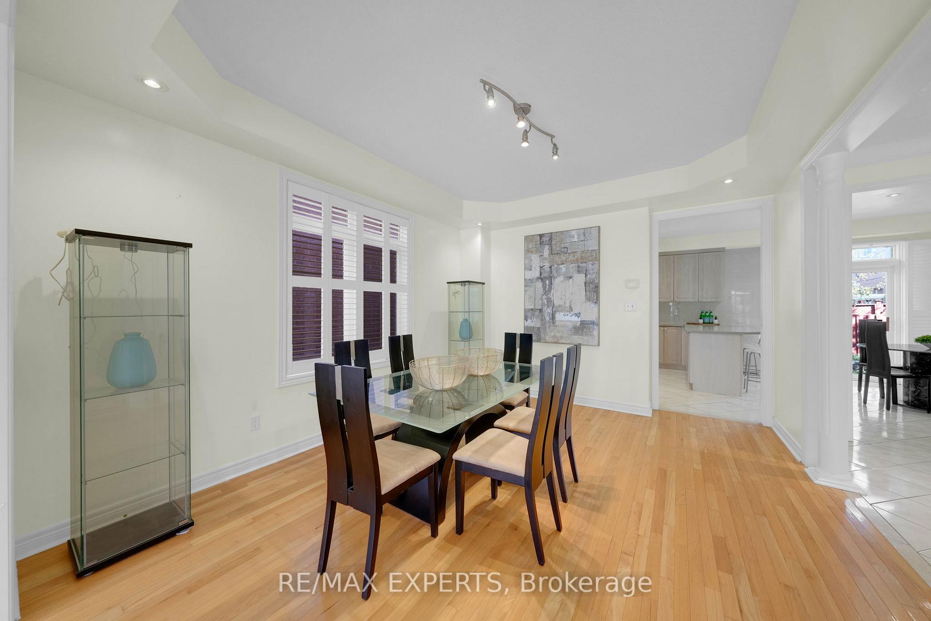 Photo 19 of 119 Vellore Avenue, Vaughan, Vellore Village — HOMEH
