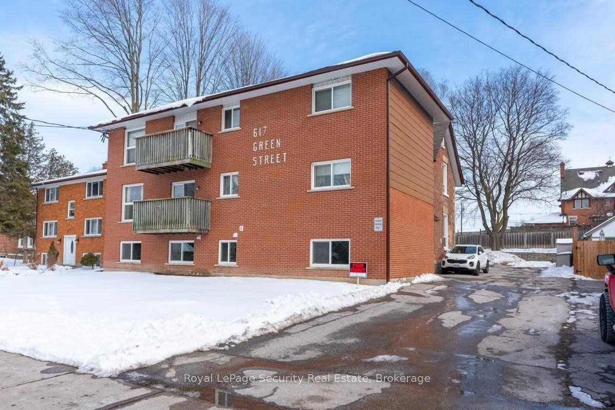 Photo 2 of Unit 7, 617 Green Street, Whitby, Downtown Whitby — HOMEH