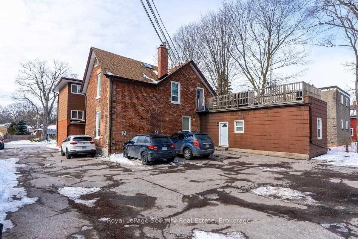 Photo 18 of Unit 7, 617 Green Street, Whitby, Downtown Whitby — HOMEH