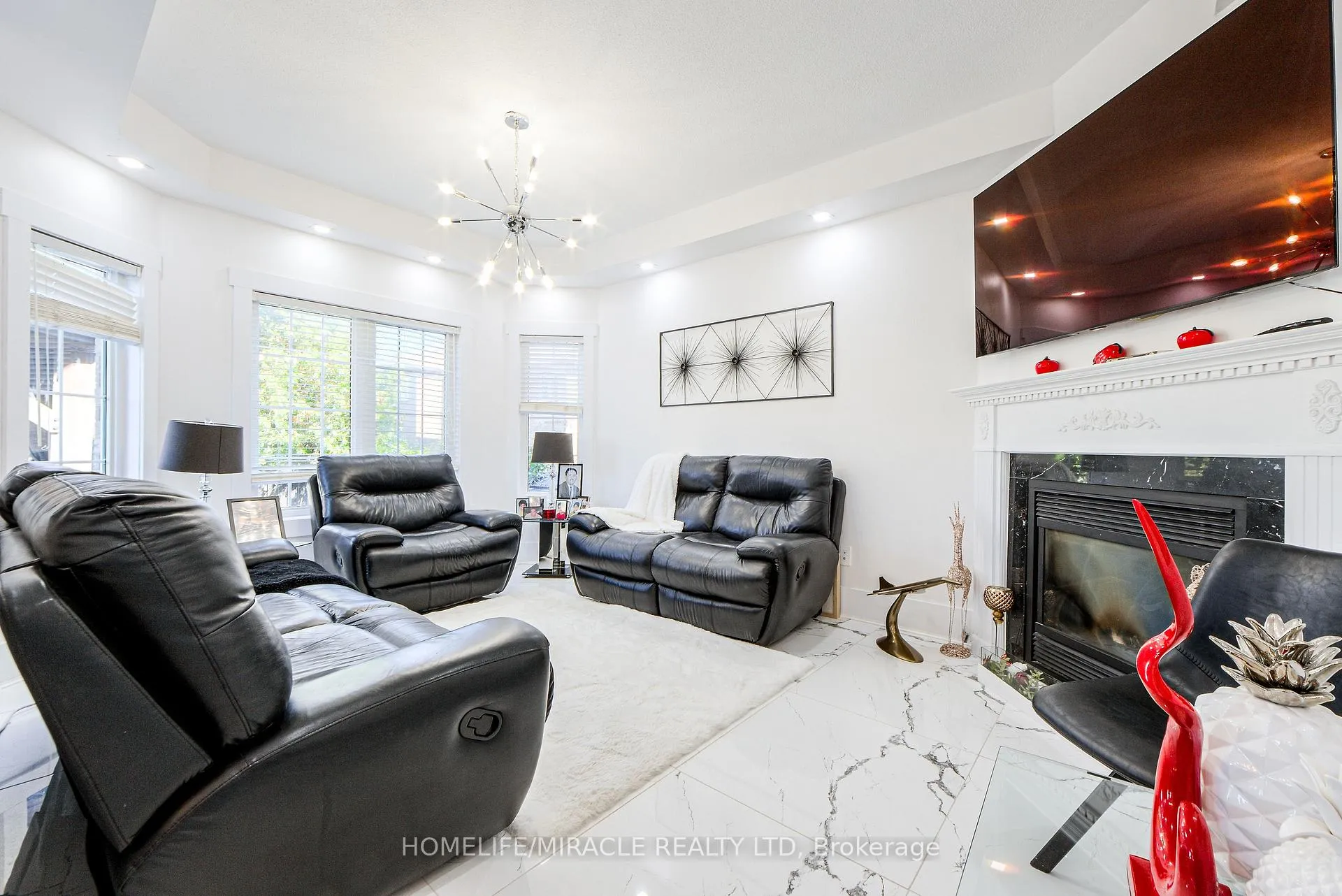 Photo 18 of 34 Bottero Drive, Vaughan, Rural Vaughan — HOMEH