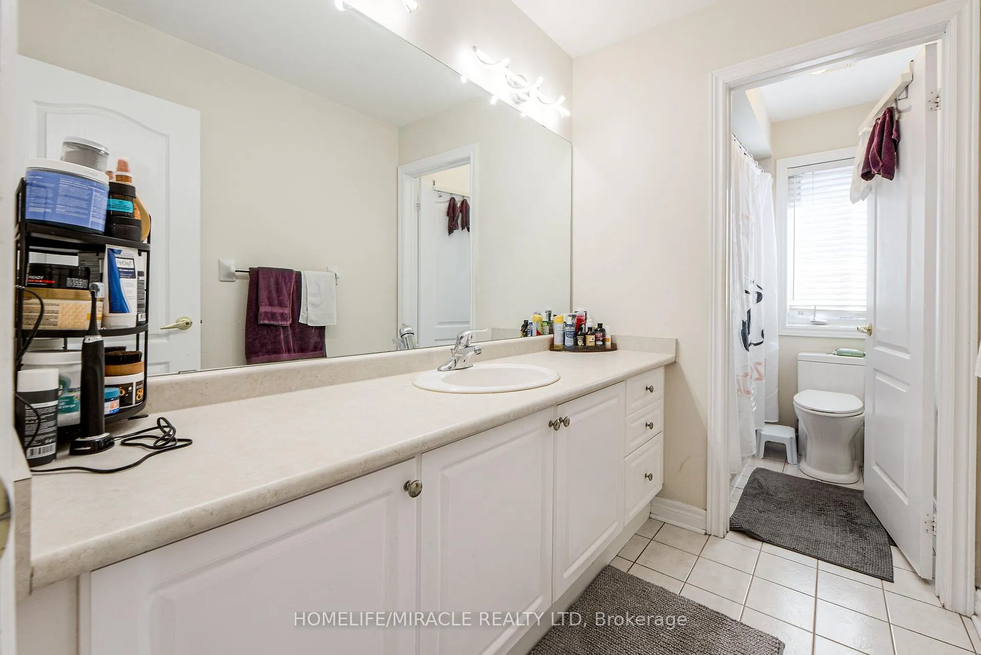 Photo 33 of 34 Bottero Drive, Vaughan, Rural Vaughan — HOMEH