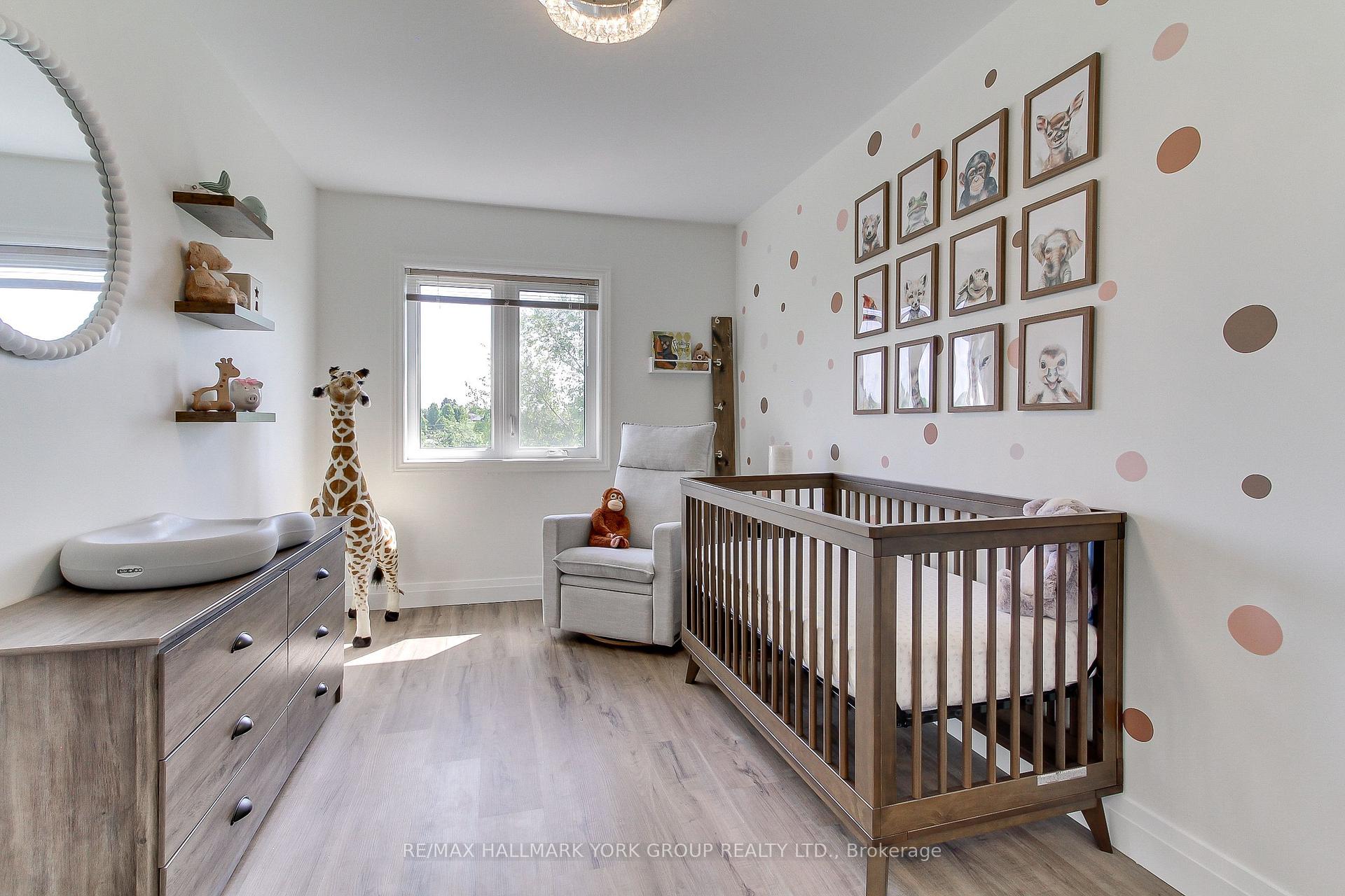 Photo 22 of 316 Pinnacle Trail, Aurora, Bayview Wellington — HOMEH
