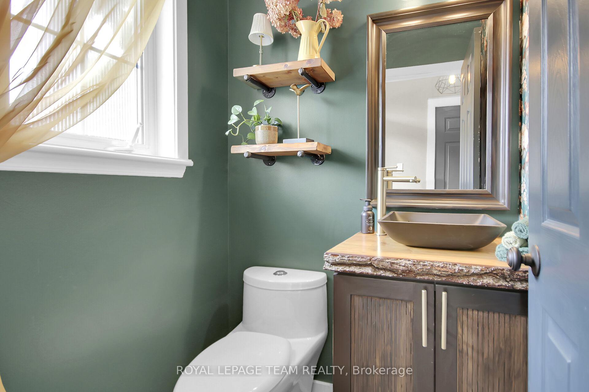Photo 13 of 4409 Goldeneye Way, Ottawa, Riverside South/Gloucester Glen — HOMEH