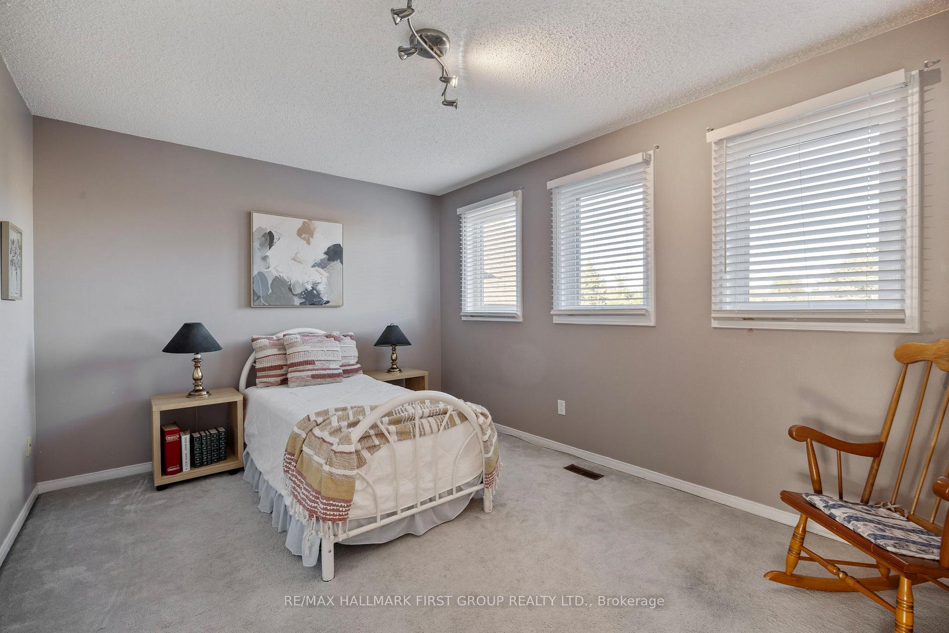Photo 37 of 68 Forest Heights Street, Whitby, Pringle Creek — HOMEH