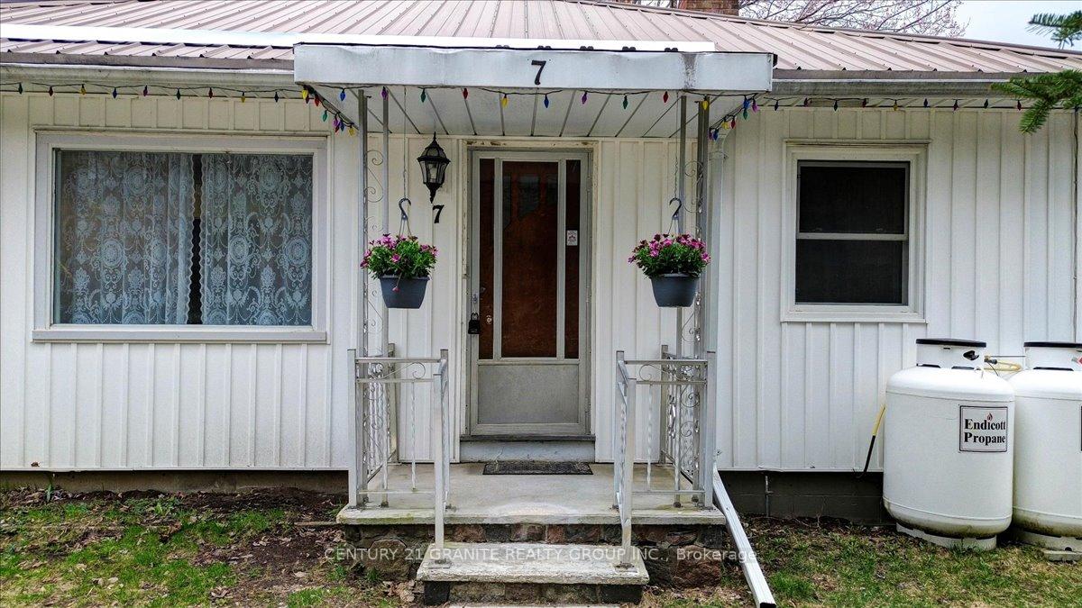 Photo 21 of 7 Faraday Street, Bancroft, Bancroft Ward — HOMEH