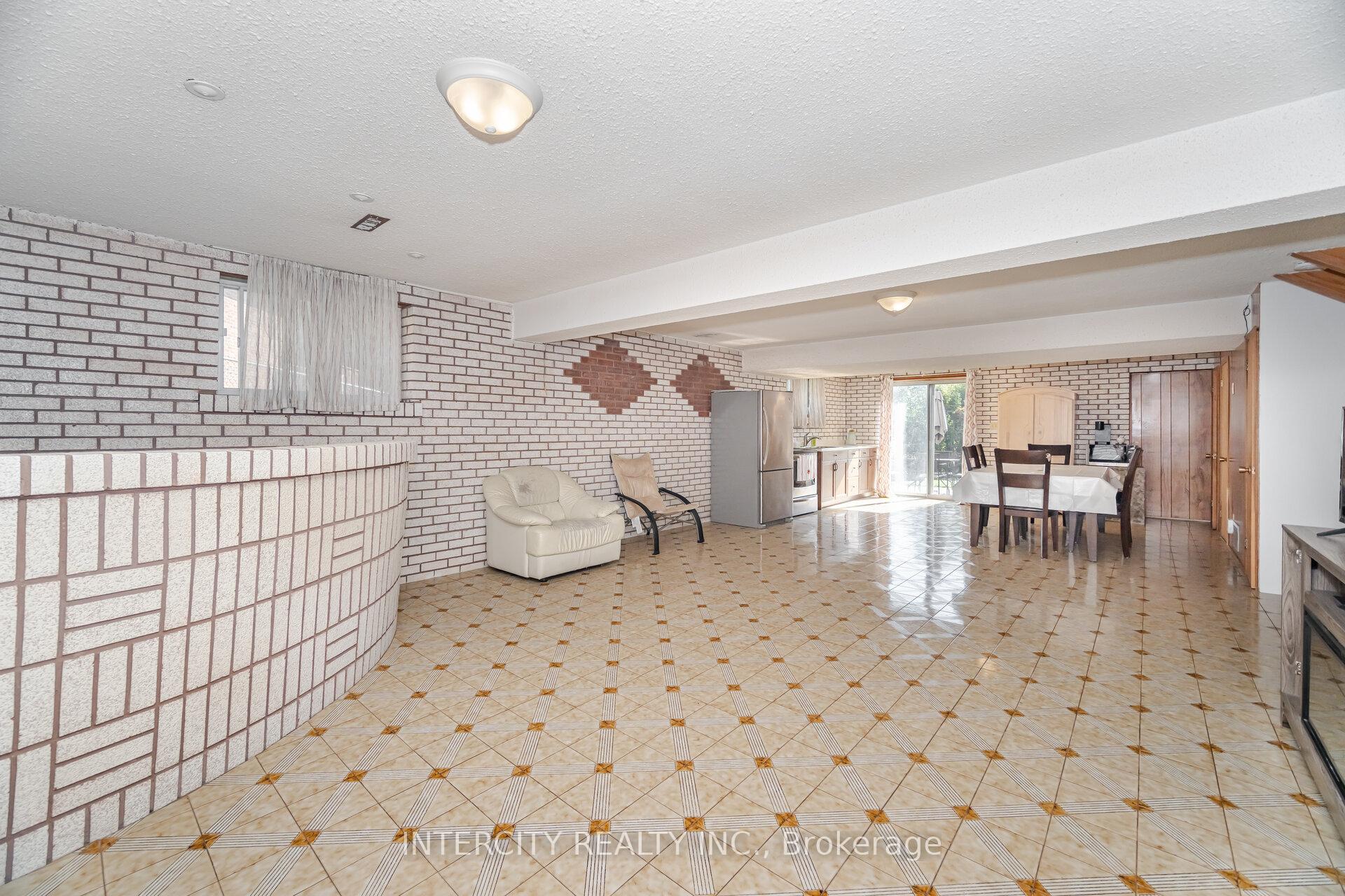 Photo 25 of 26 North Ridge Road, Vaughan, West Woodbridge — HOMEH