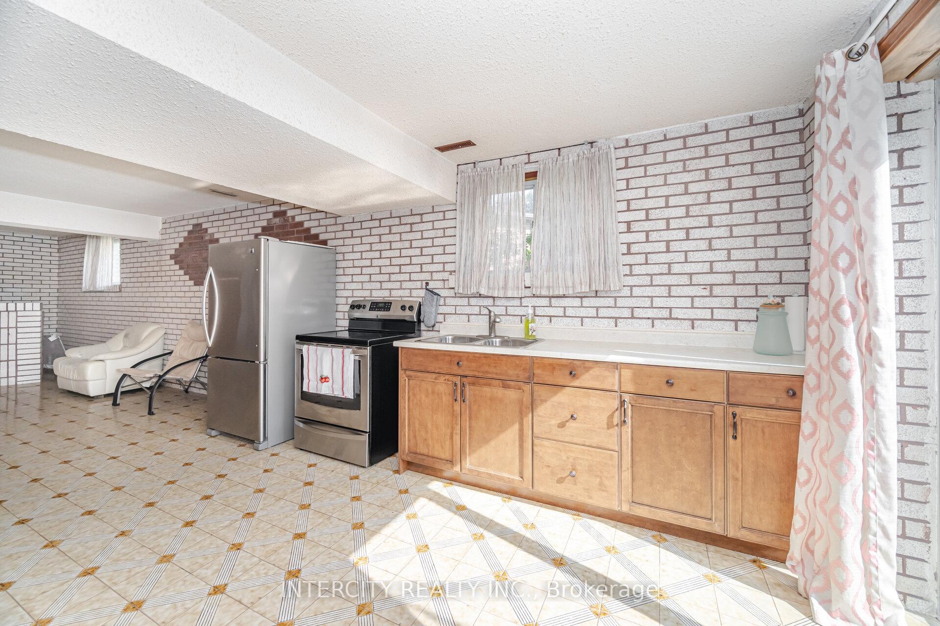 Photo 26 of 26 North Ridge Road, Vaughan, West Woodbridge — HOMEH