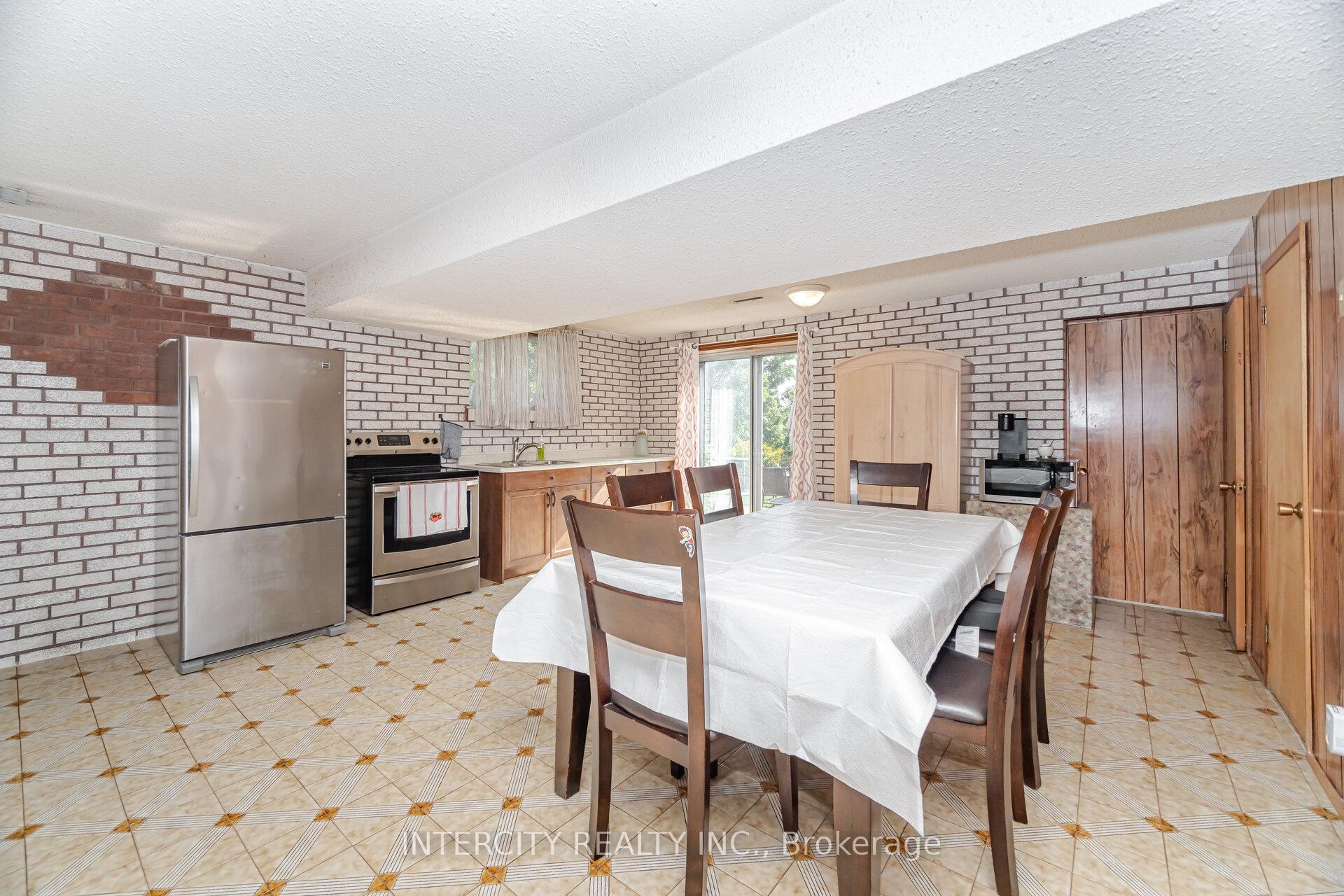 Photo 28 of 26 North Ridge Road, Vaughan, West Woodbridge — HOMEH