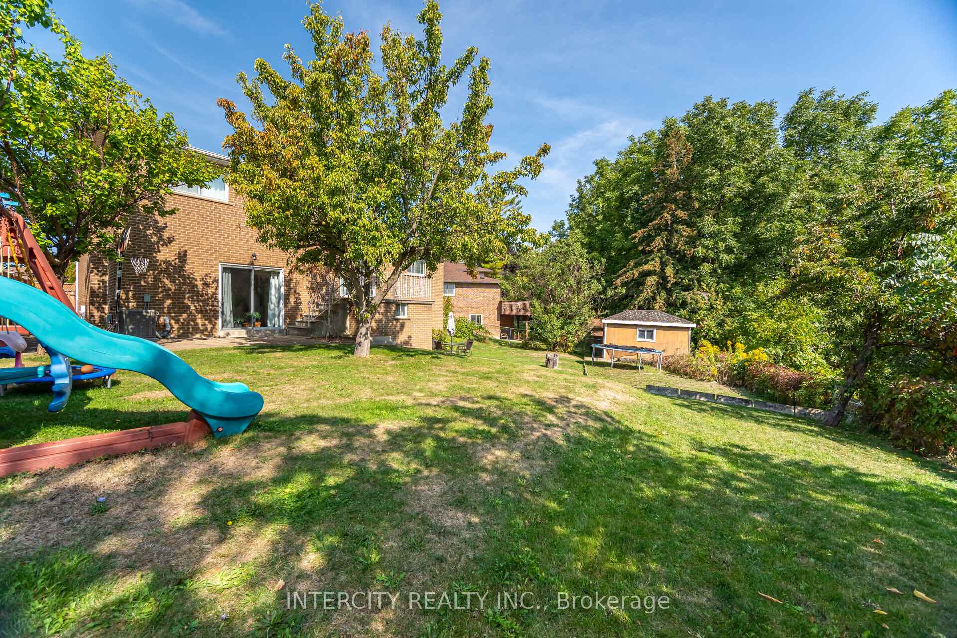 Photo 34 of 26 North Ridge Road, Vaughan, West Woodbridge — HOMEH