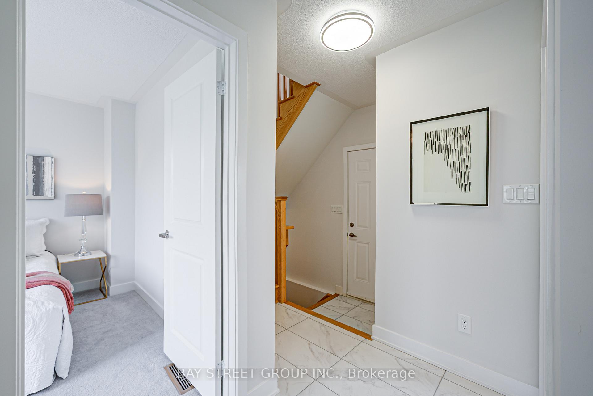 Photo 4 of 35 Carpaccio Avenue, Vaughan, Vellore Village — HOMEH