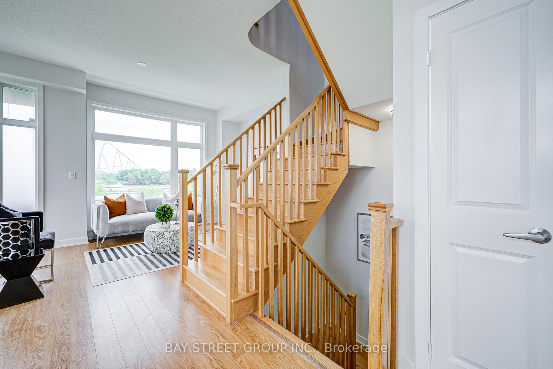 Photo 9 of 35 Carpaccio Avenue, Vaughan, Vellore Village — HOMEH