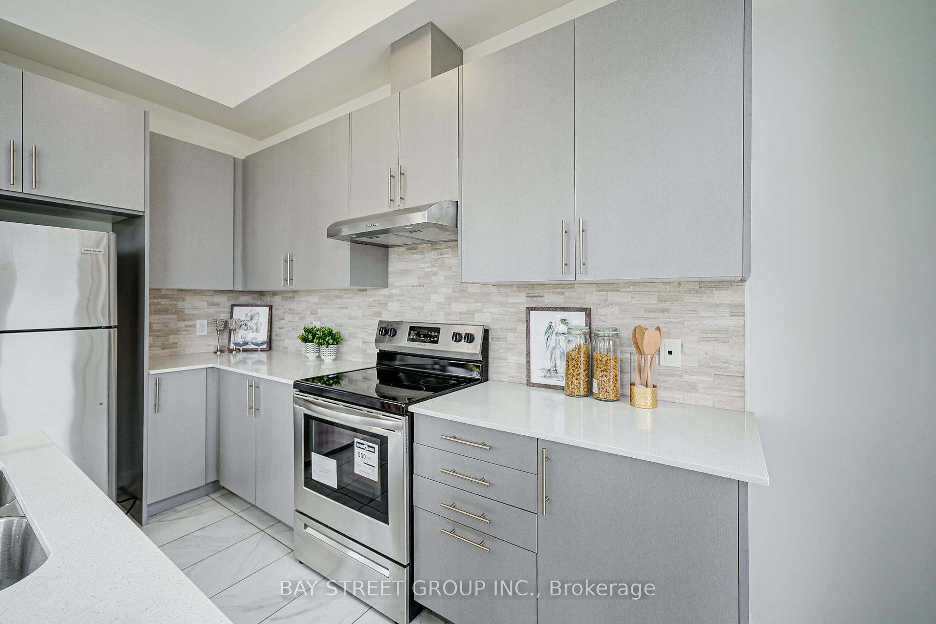 Photo 22 of 35 Carpaccio Avenue, Vaughan, Vellore Village — HOMEH