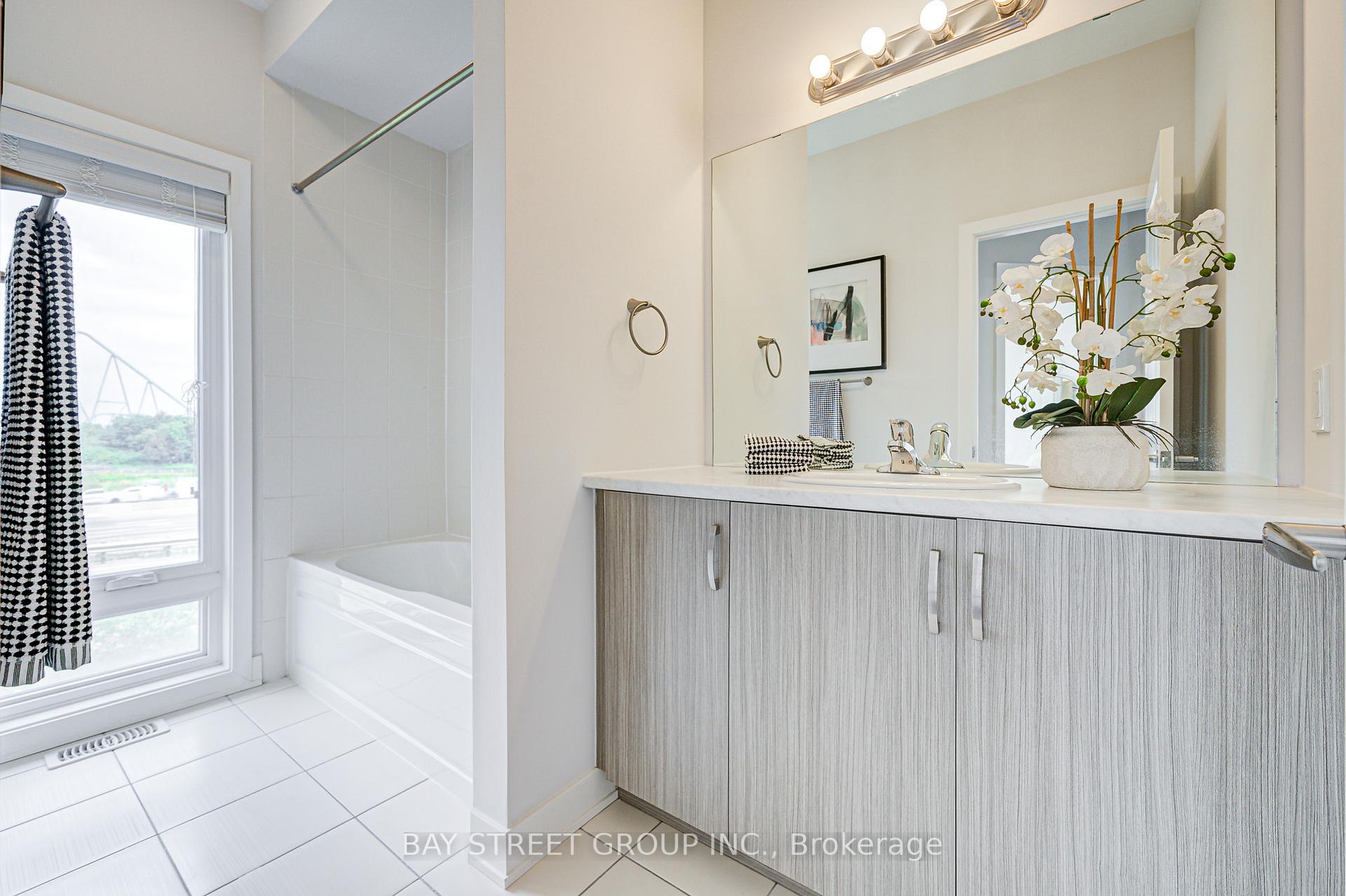 Photo 30 of 35 Carpaccio Avenue, Vaughan, Vellore Village — HOMEH
