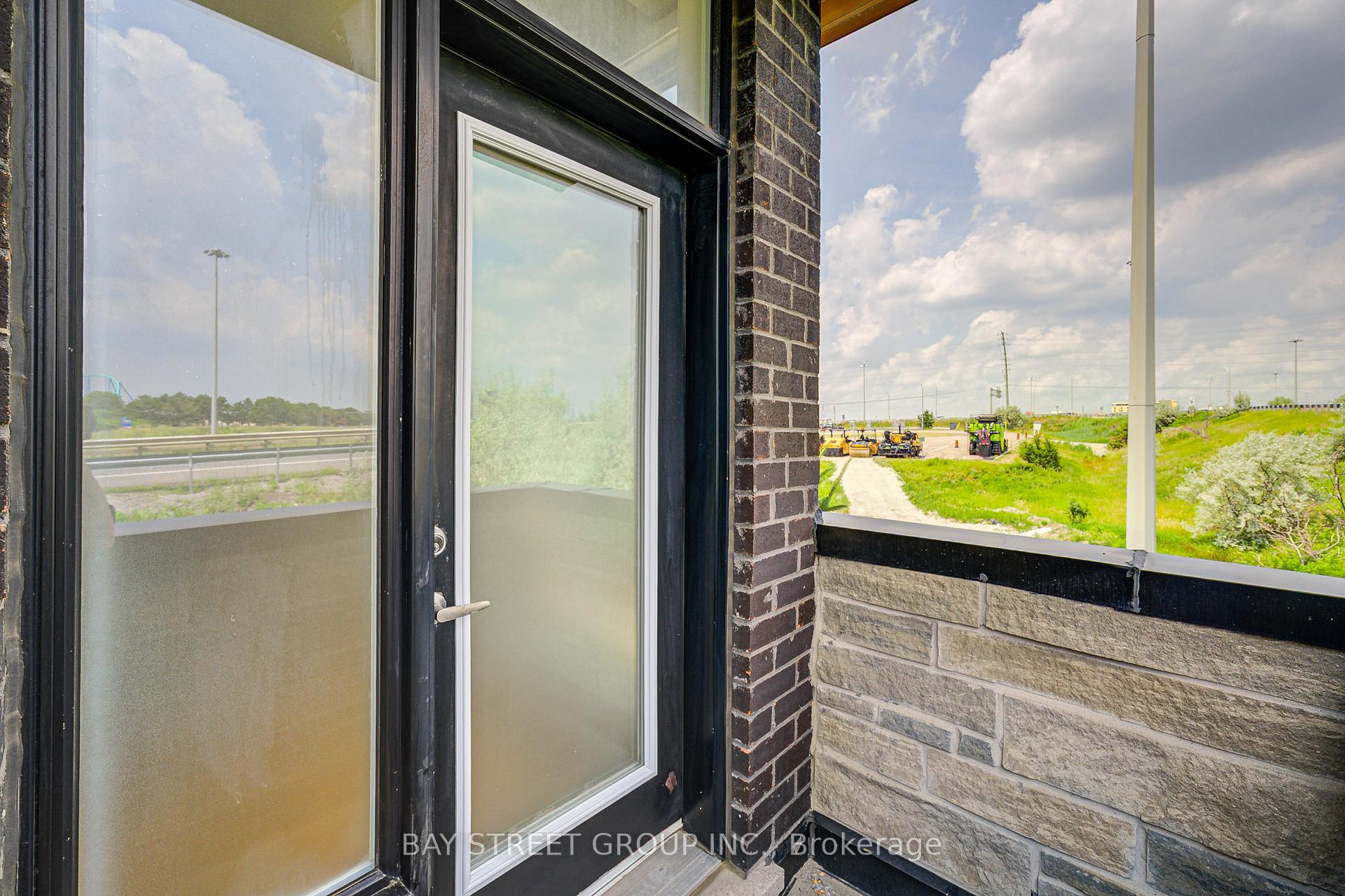 Photo 41 of 35 Carpaccio Avenue, Vaughan, Vellore Village — HOMEH