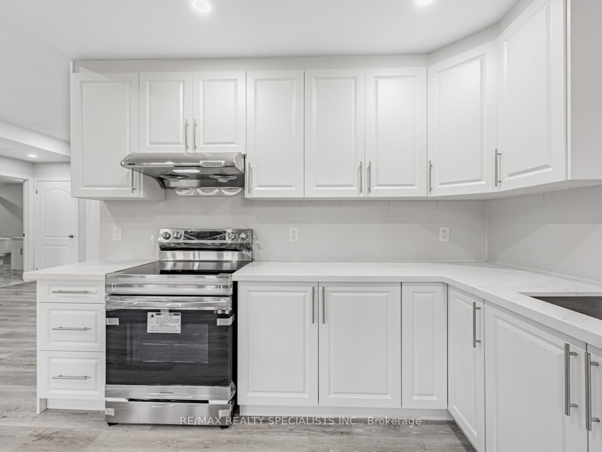 Photo 6 of Unit Lower, 46 Priory Drive, Whitby, Rural Whitby — HOMEH