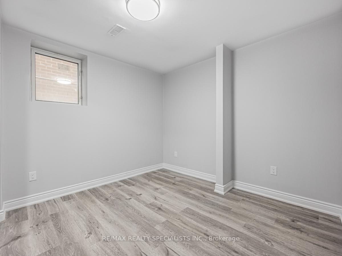 Photo 24 of Unit Lower, 46 Priory Drive, Whitby, Rural Whitby — HOMEH