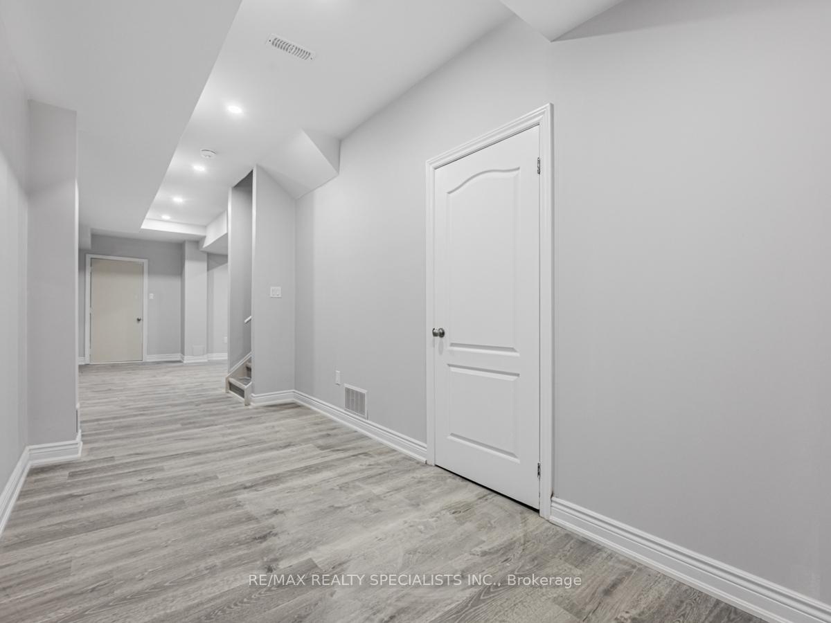 Photo 27 of Unit Lower, 46 Priory Drive, Whitby, Rural Whitby — HOMEH
