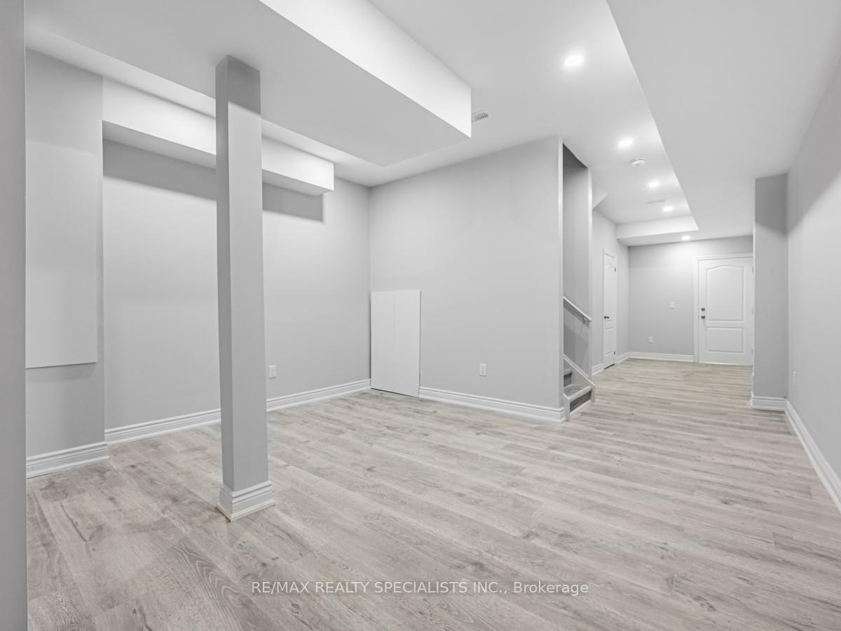 Photo 28 of Unit Lower, 46 Priory Drive, Whitby, Rural Whitby — HOMEH