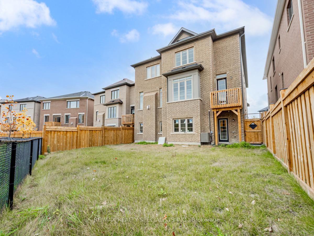 Photo 30 of Unit Lower, 46 Priory Drive, Whitby, Rural Whitby — HOMEH