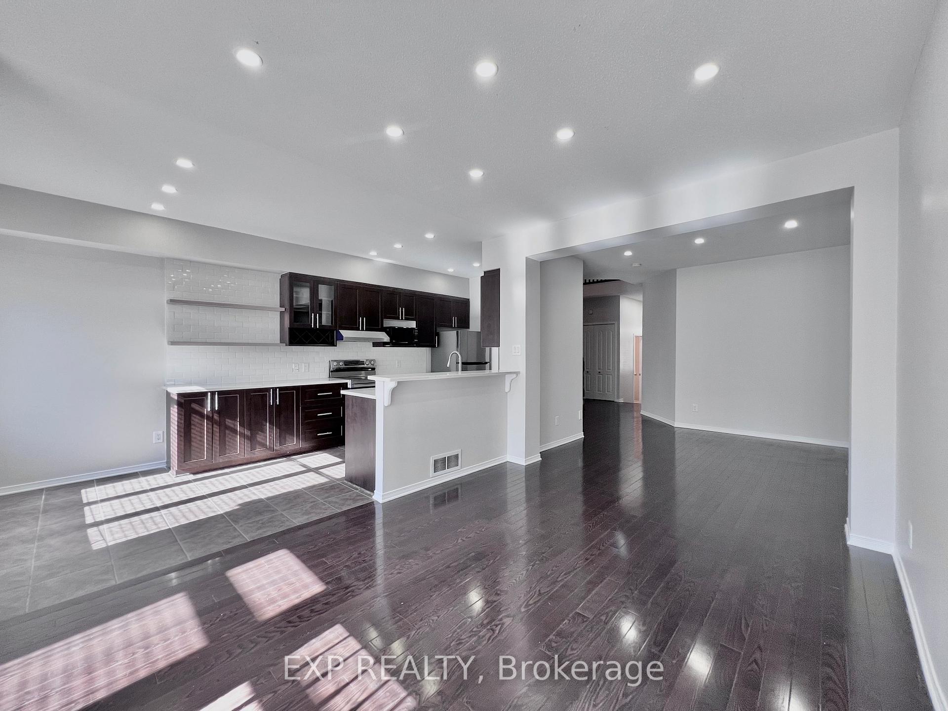 Photo 11 of 790 Nakina Way, Ottawa, Riverside South/Gloucester Glen — HOMEH