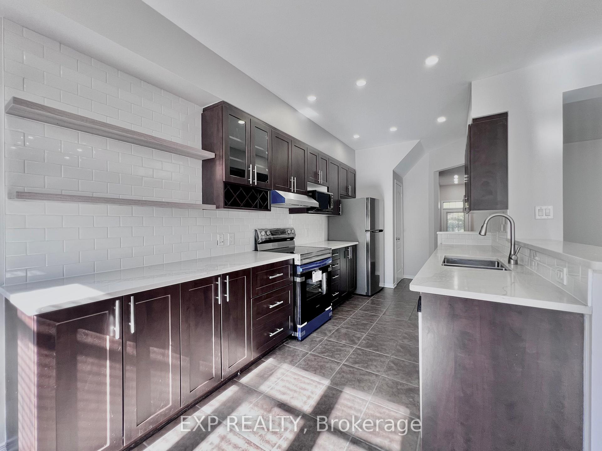 Photo 14 of 790 Nakina Way, Ottawa, Riverside South/Gloucester Glen — HOMEH