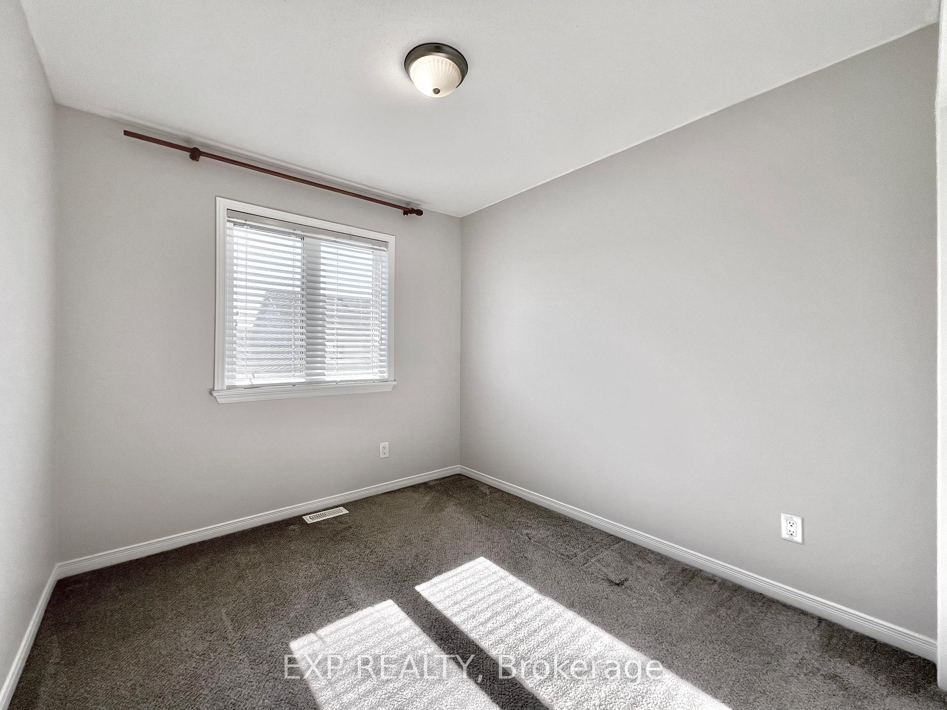 Photo 28 of 790 Nakina Way, Ottawa, Riverside South/Gloucester Glen — HOMEH