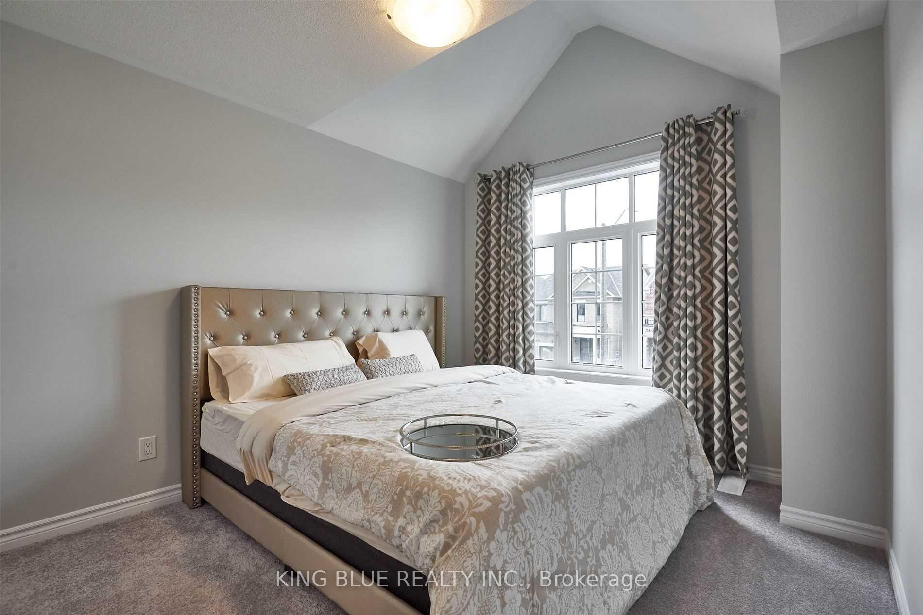 Photo 24 of 35 Bremner Street, Whitby, Rolling Acres — HOMEH