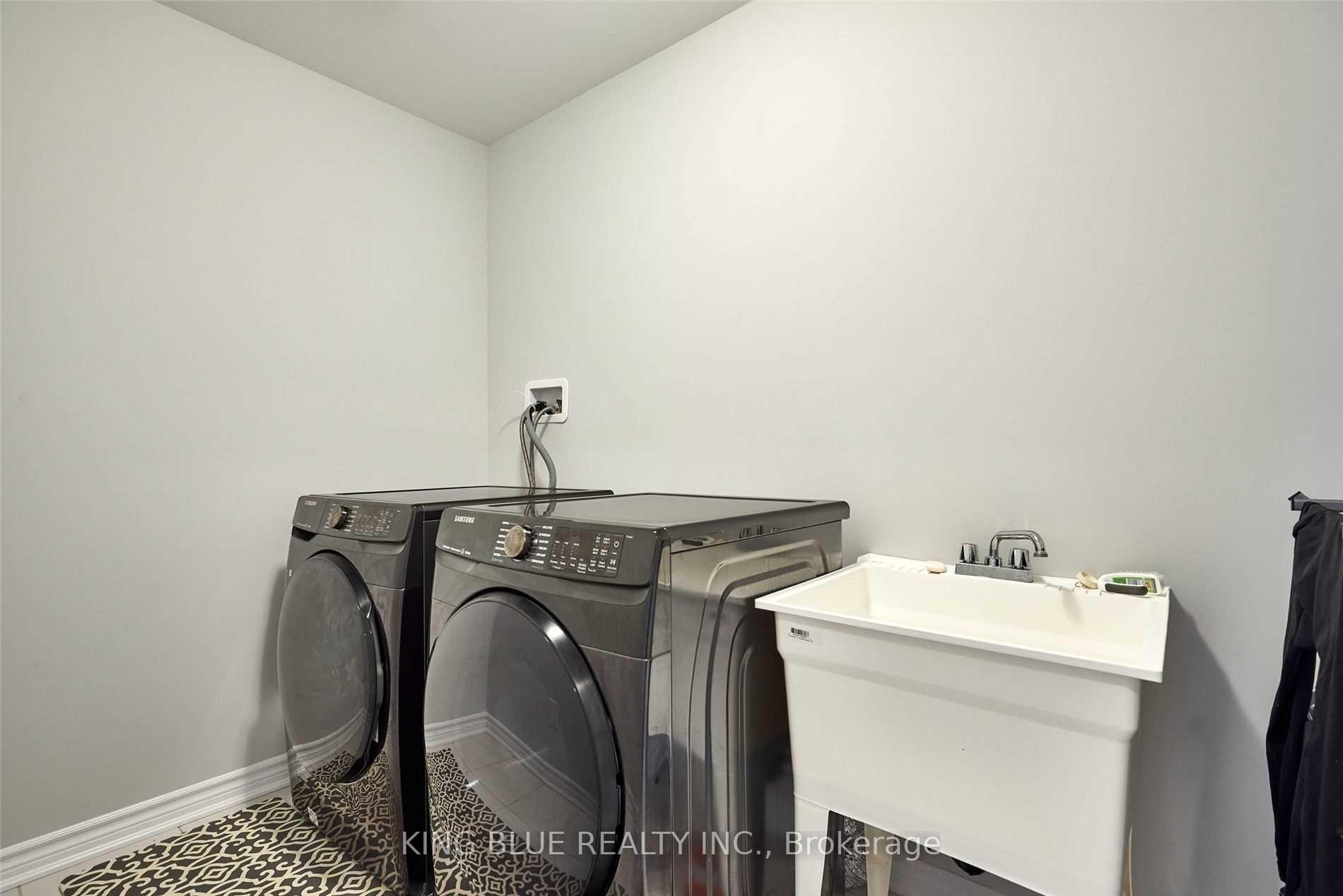 Photo 30 of 35 Bremner Street, Whitby, Rolling Acres — HOMEH