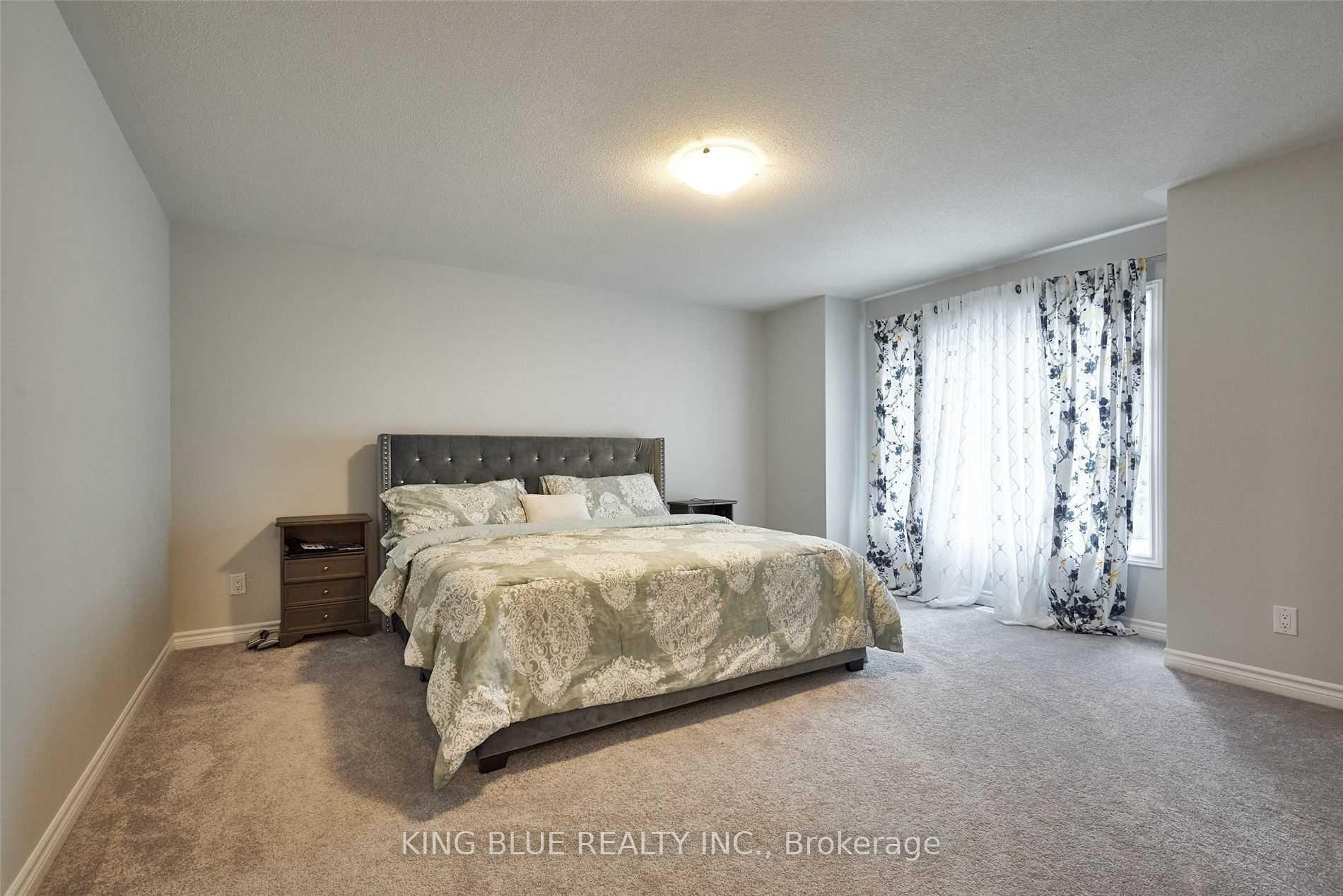 Photo 33 of 35 Bremner Street, Whitby, Rolling Acres — HOMEH