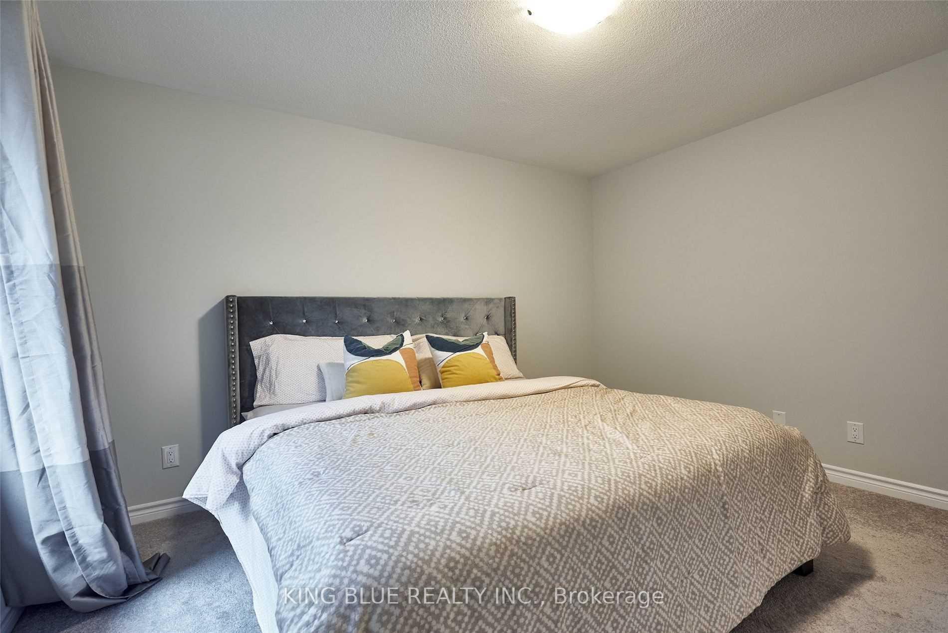 Photo 34 of 35 Bremner Street, Whitby, Rolling Acres — HOMEH