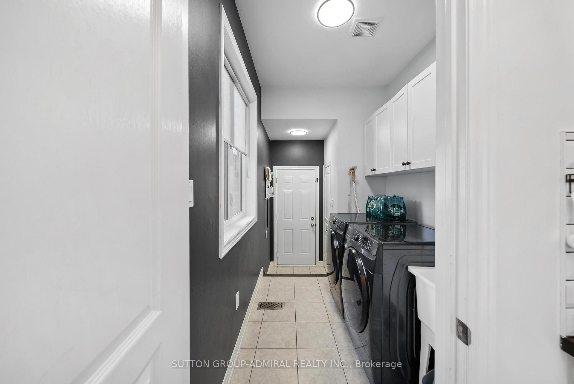 Photo 11 of 49 East's Corners Boulevard, Vaughan, Kleinburg — HOMEH