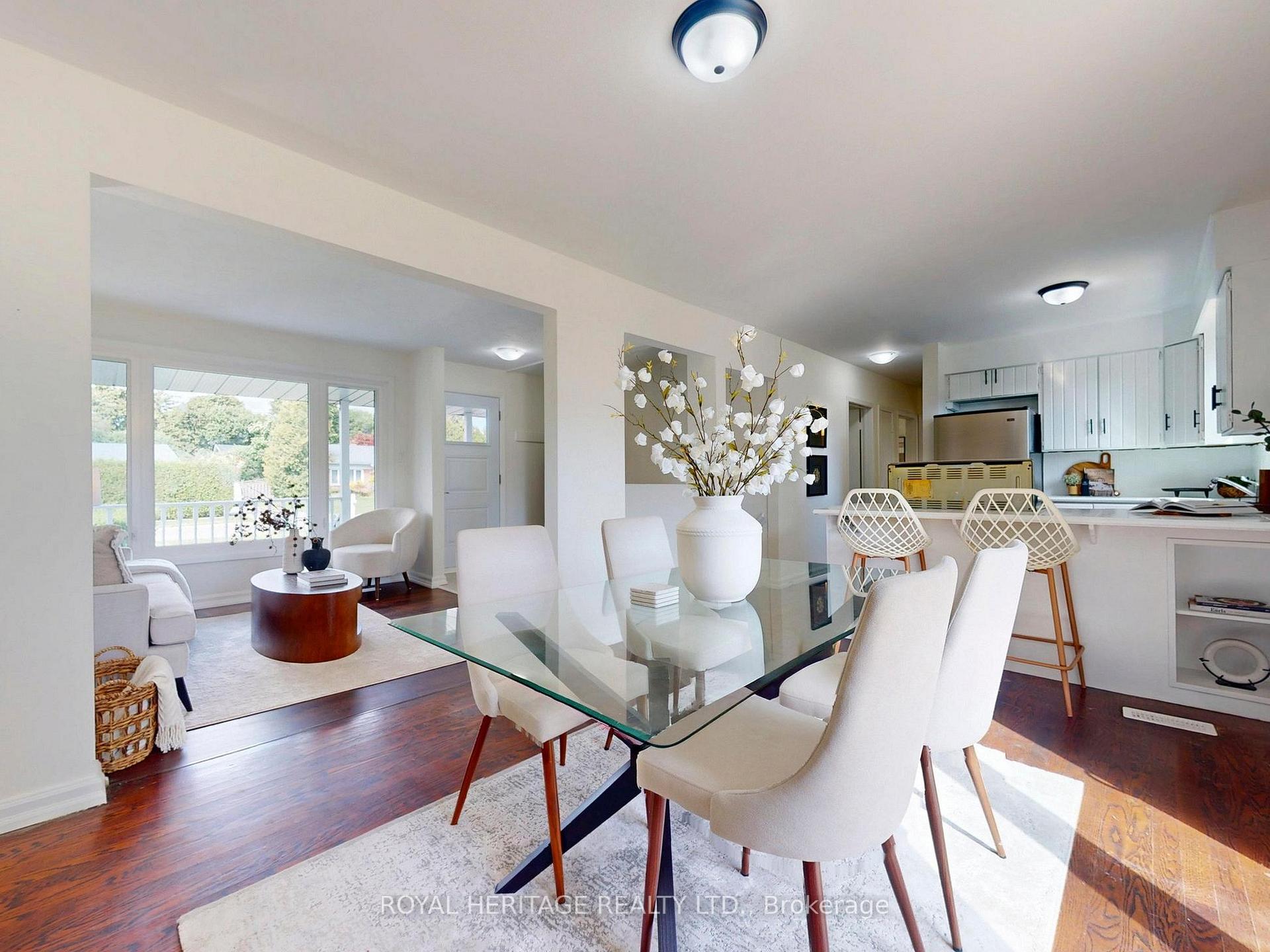 Photo 8 of 1002 McCullough Drive, Whitby, Downtown Whitby — HOMEH