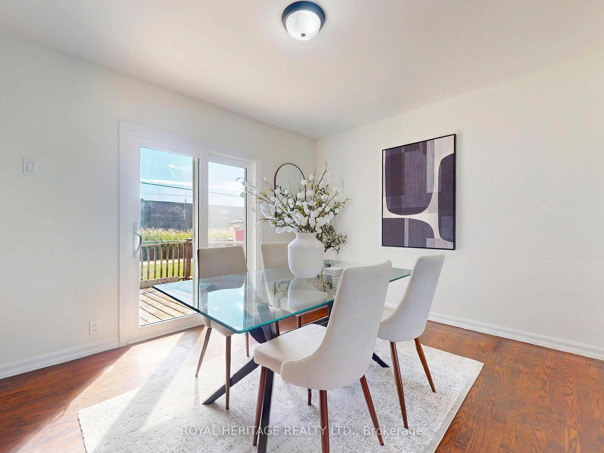 Photo 9 of 1002 McCullough Drive, Whitby, Downtown Whitby — HOMEH