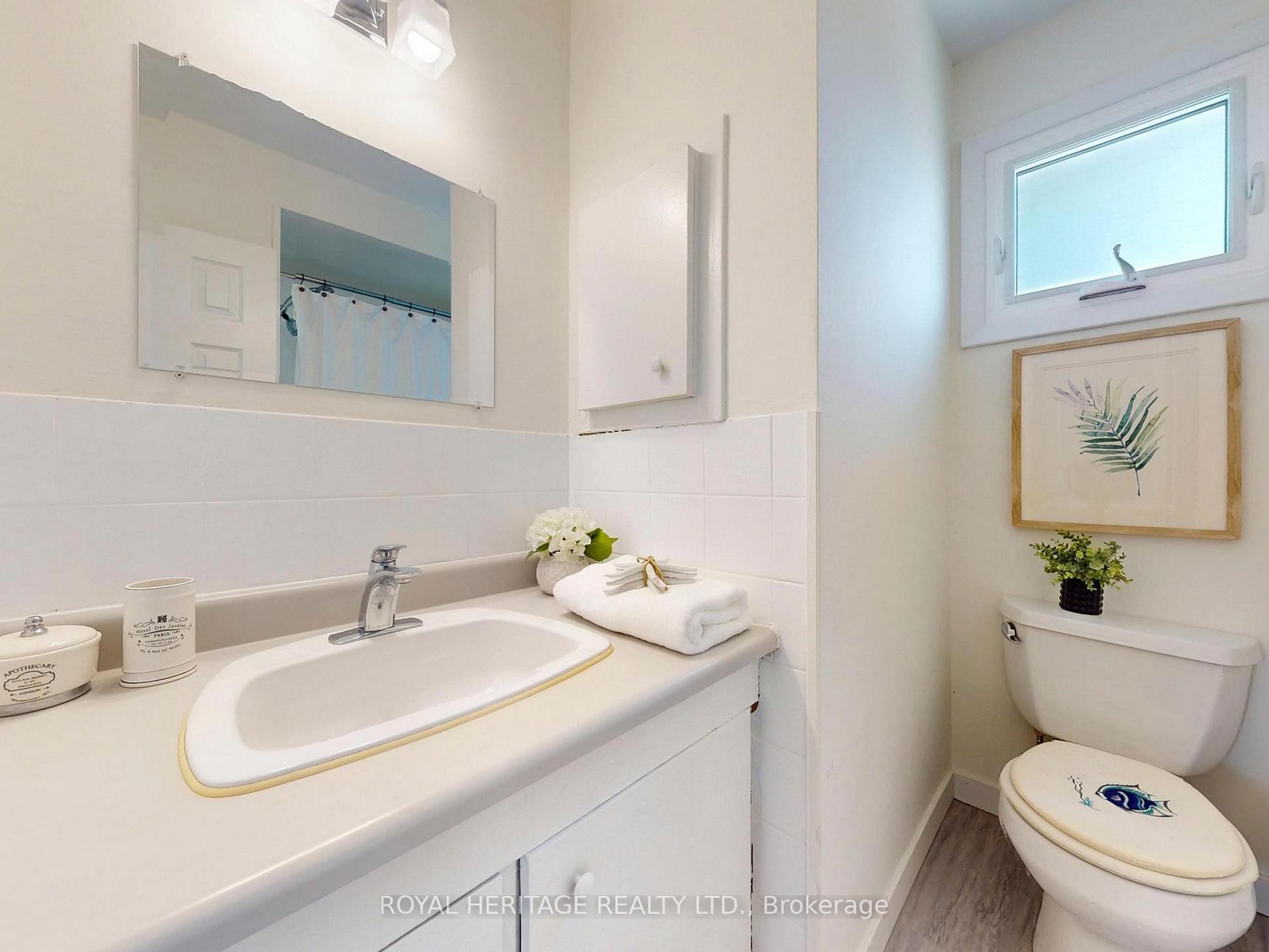 Photo 19 of 1002 McCullough Drive, Whitby, Downtown Whitby — HOMEH